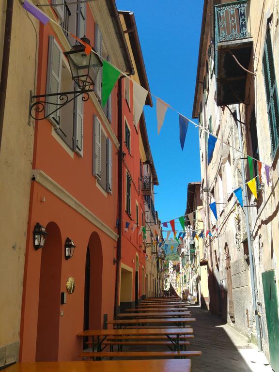 Il Cuore Del Borgo - Holiday Home Borgomaro 外观 照片