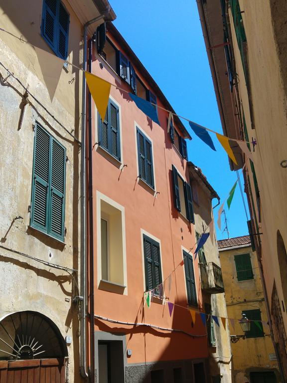 Il Cuore Del Borgo - Holiday Home Borgomaro 外观 照片