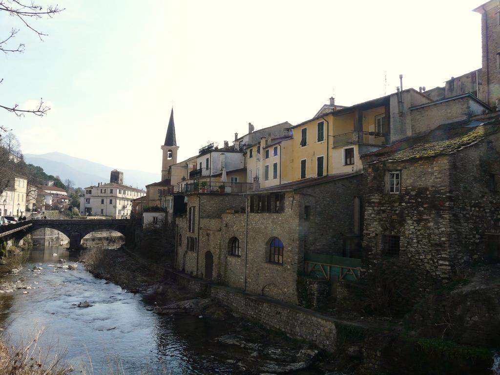 Il Cuore Del Borgo - Holiday Home Borgomaro 外观 照片