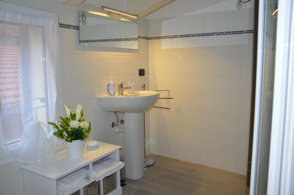 Il Cuore Del Borgo - Holiday Home Borgomaro 外观 照片
