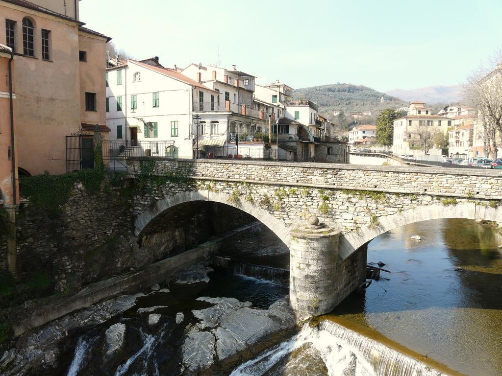 Il Cuore Del Borgo - Holiday Home Borgomaro 外观 照片